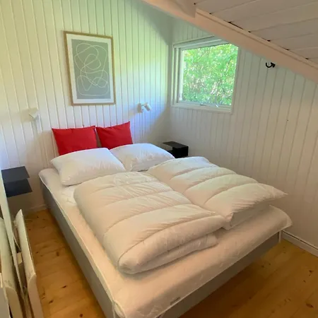 Casa de Férias Med Udendors Pool I Ferieby Arrild
