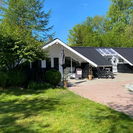 Med Udendors Pool I Ferieby Casa de Férias Arrild